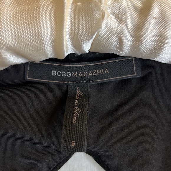 BCBGMAXAZRIA “EDESA” Shirred Rouched Cocktail Dress Black Stretch Open Back S - Picture 9 of 13